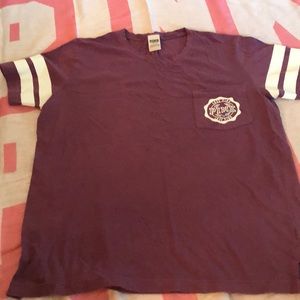 PINK Victoria’s Secret campus tee